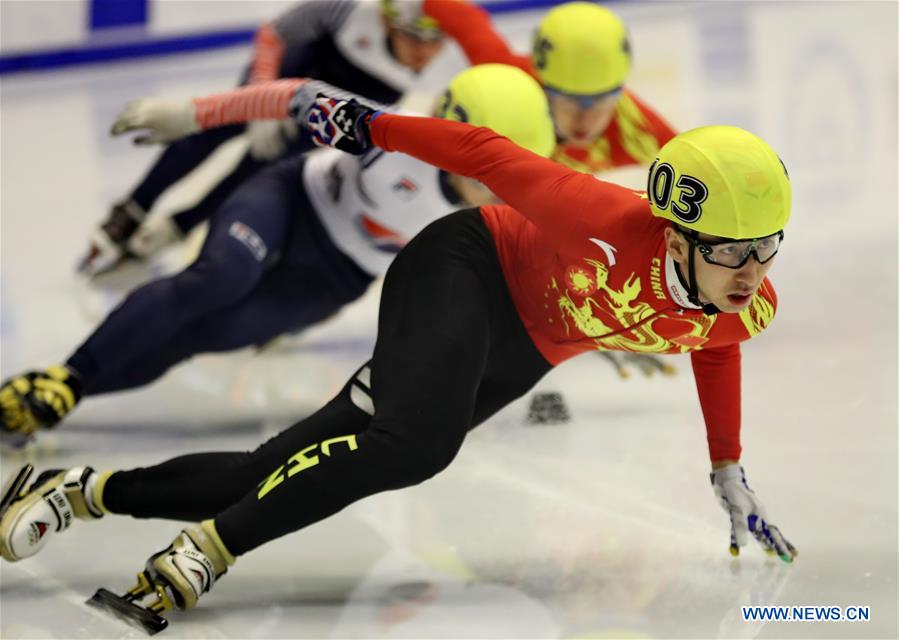 Gold medalist China's Wu Dajing (R) competes during the men's 500m short track speed skating competition at the 2017 Sapporo Asian Winter Games in Sapporo, Japan, Feb. 21, 2017. [Photo: Xinhua/Yang Shiyao]
