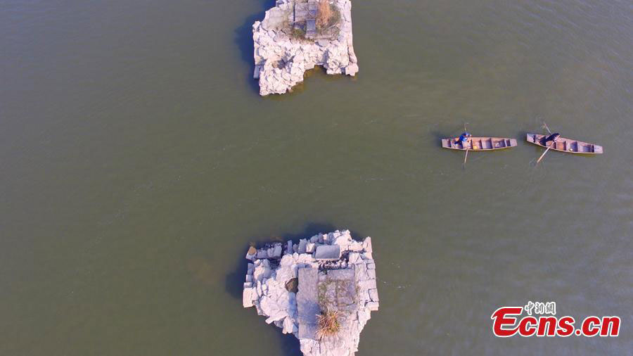 Ming Dynasty Bridge Reemerges From Shrinking Lake - China Plus