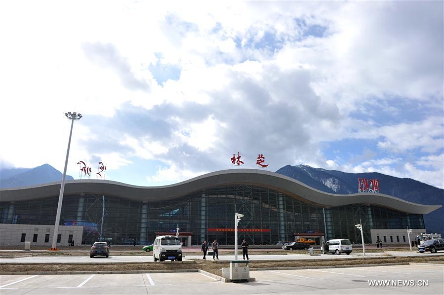 Photo taken on March 5, 2017 shows the new terminal, the second-largest airport terminal in Tibet, at Nyingchi Mainling Airport in southwest China's Tibet Autonomous Region. The new terminal, the sixth of its kind in Tibet, started operation on March 6. It covers an area of 10,300 square meters and will be able to handle 750,000 passengers and 3,000 tonnes of cargo throughput annually by 2020. [Photo: Xinhua]