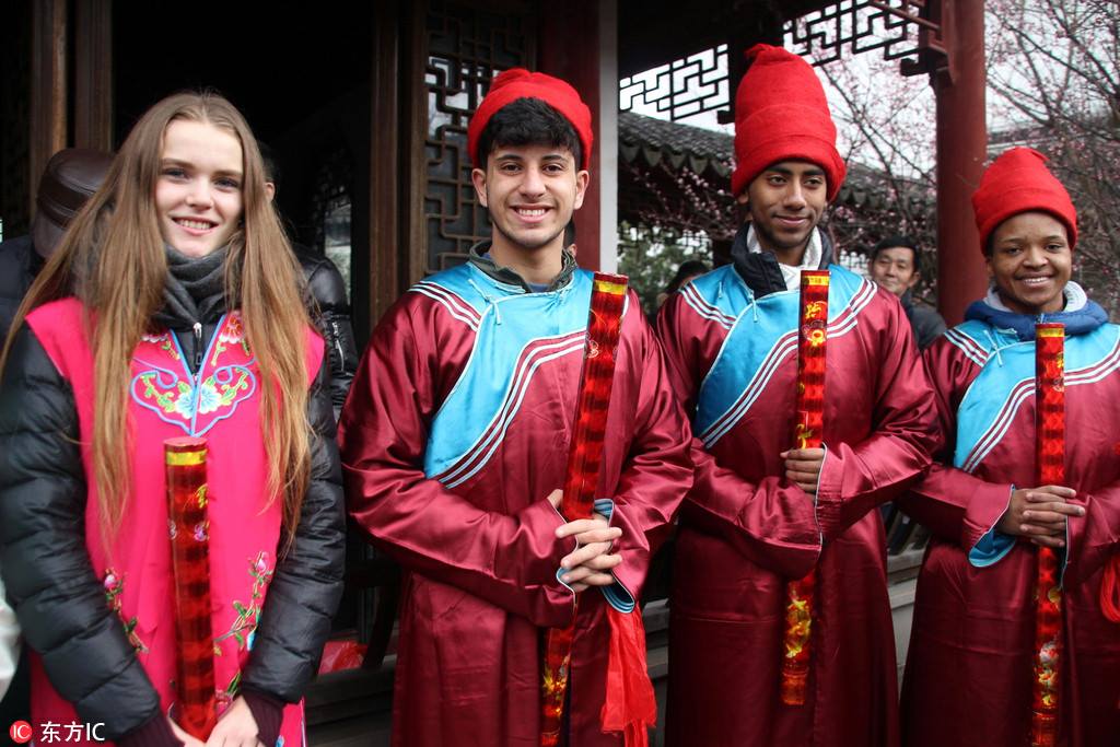 外国留学生在中国 Foreign students in China