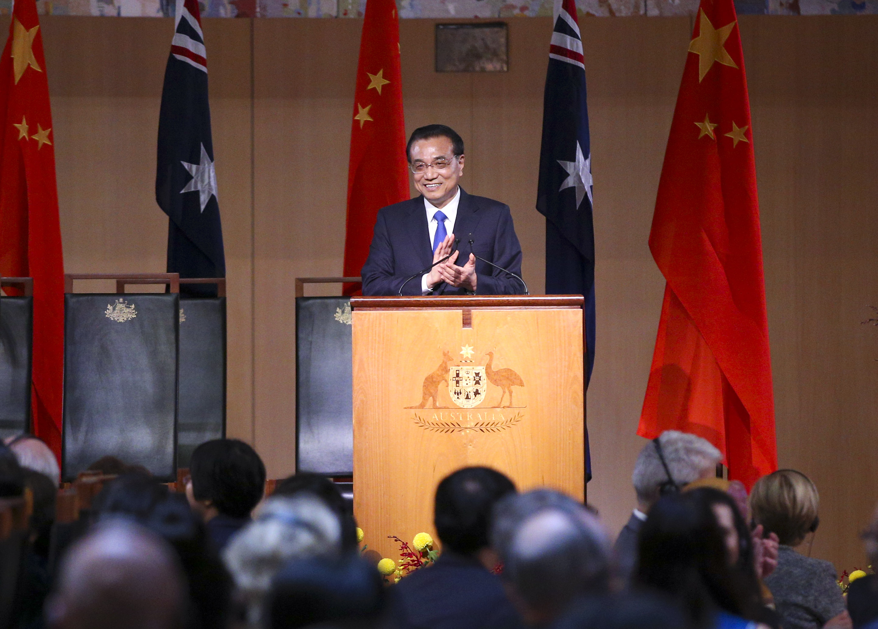 Chinese Premier Li Keqiang delivers a speech during a welcome banquet held by Australian counterpart Malcolm Turnbull in Canberra, Australia, on Thursday, March 23, 2017. Premier Li arrived in the Australian capital of Canberra Wednesday night for an official visit. [Photo: gov.cn]