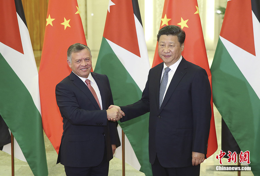 Chinese President Xi Jinping meets with Jordan's King Abdullah II on September 9, 2015 in Beijing. [Photo:Chinanews]  