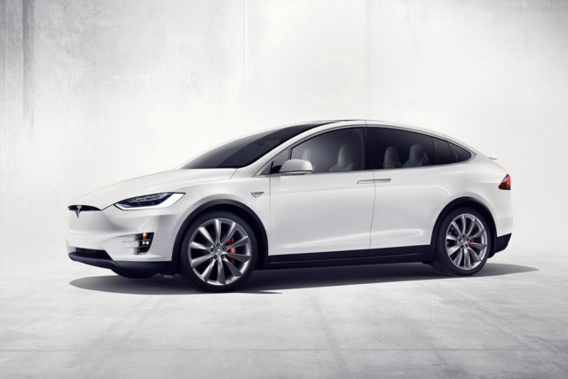 Tesla's Model X. [Photo: hongdezk.com]