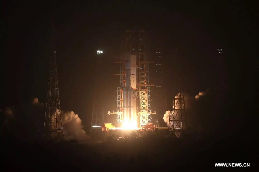 China's first cargo spacecraft Tianzhou-1 blasts off from Wenchang Space Launch Centre in south China's Hainan province, April 20, 2017. [Photo: Xinhua]