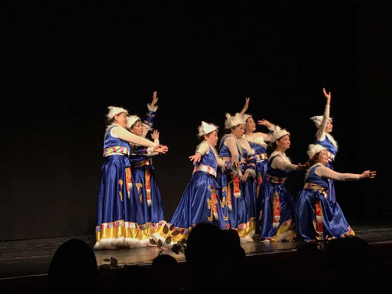 Chinese artists perform at the Jordbro Cultural Center in south of Stockholm, Sweden during the Nordic Spring International Peace and Culture Festival. [Photo: China Plus]