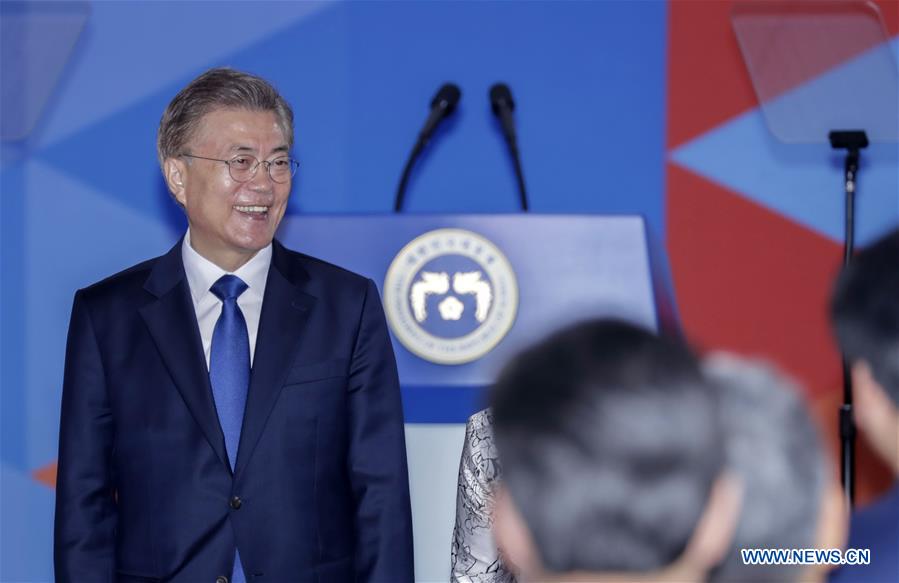 Moon Jae-in smiles as he takes part in the presidential inauguration ceremony in Seoul, capital of South Korea, on May 10, 2017. Moon Jae-in was sworn in as new South Korean president on Wednesday and soon after an inaugural ceremony, he appointed new prime minister, intelligence agency chief, presidential chief of staff and chief of the presidential security. [Photo: Xinhua/Lee Sang-ho]