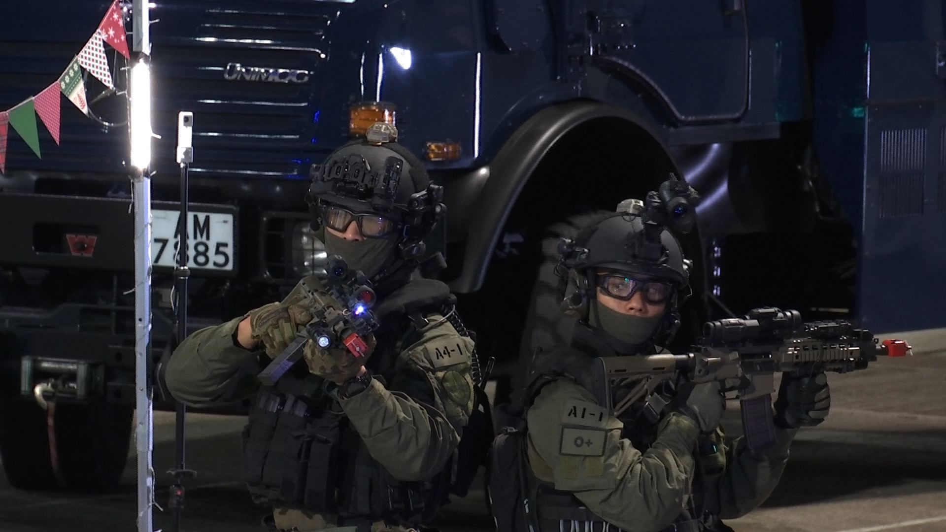 HK Police Drill-Special Duties Unit know as flying tigers in drill. [Photo: CGTN]