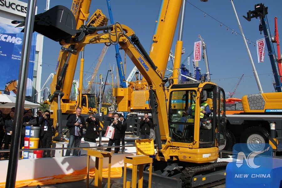 An excavator made by Xuzhou Construction Machinery Group is exhibited on Bauma expo in Munich, Germany, on April 11, 2016. [File photo: Xinhua]