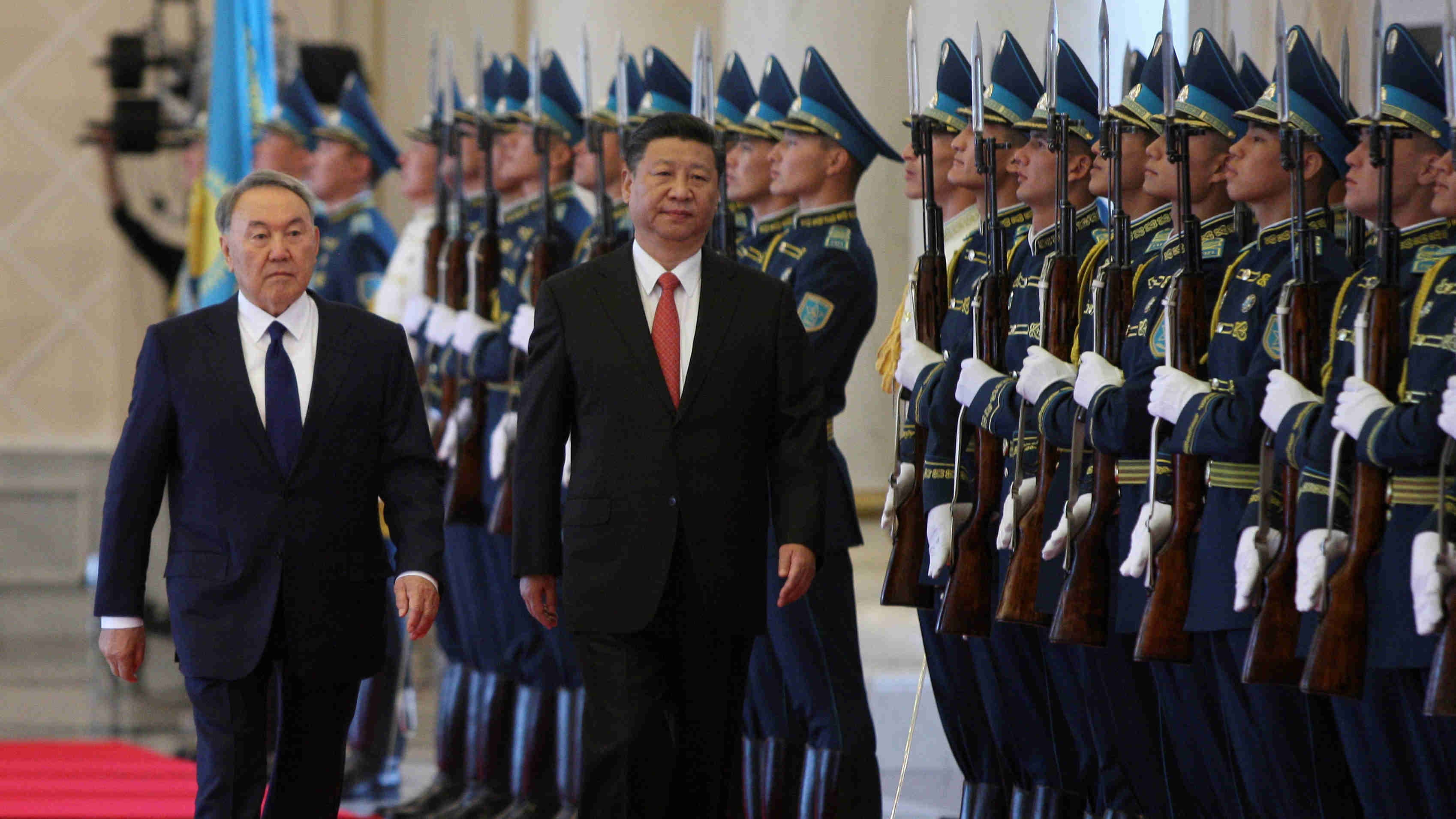 Chinese President Xi Jinping attends a welcome ceremony held by his Kazakh counterpart Nursultan Nazarbayev in Astana on Thursday, June 8, 2017. [Photo: CGTN]