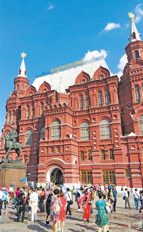 A photo of the Moscow State Historical Museum on Red Square in Russia. [Photo: Economic Daily News]