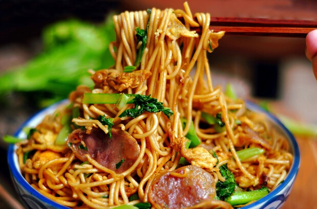 Chow mein [File Photo: baidu.com]